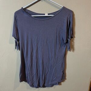 Old navy Women’s Shirt, Medium